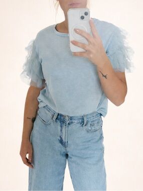 Lea & Viola Puff sleeved tee fairy core